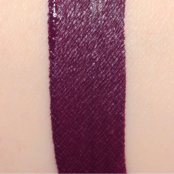 UNDEFEATED Fenty Beauty DISCONTINUED Stunna Lip Paint NWT - Picture 3 of 8